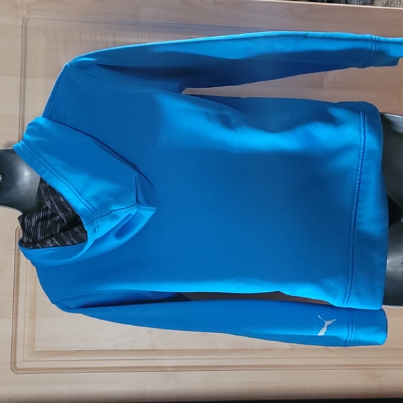 🌟2/$25🌟 Puma sweatshirt MED boys - Picture 2 of 4